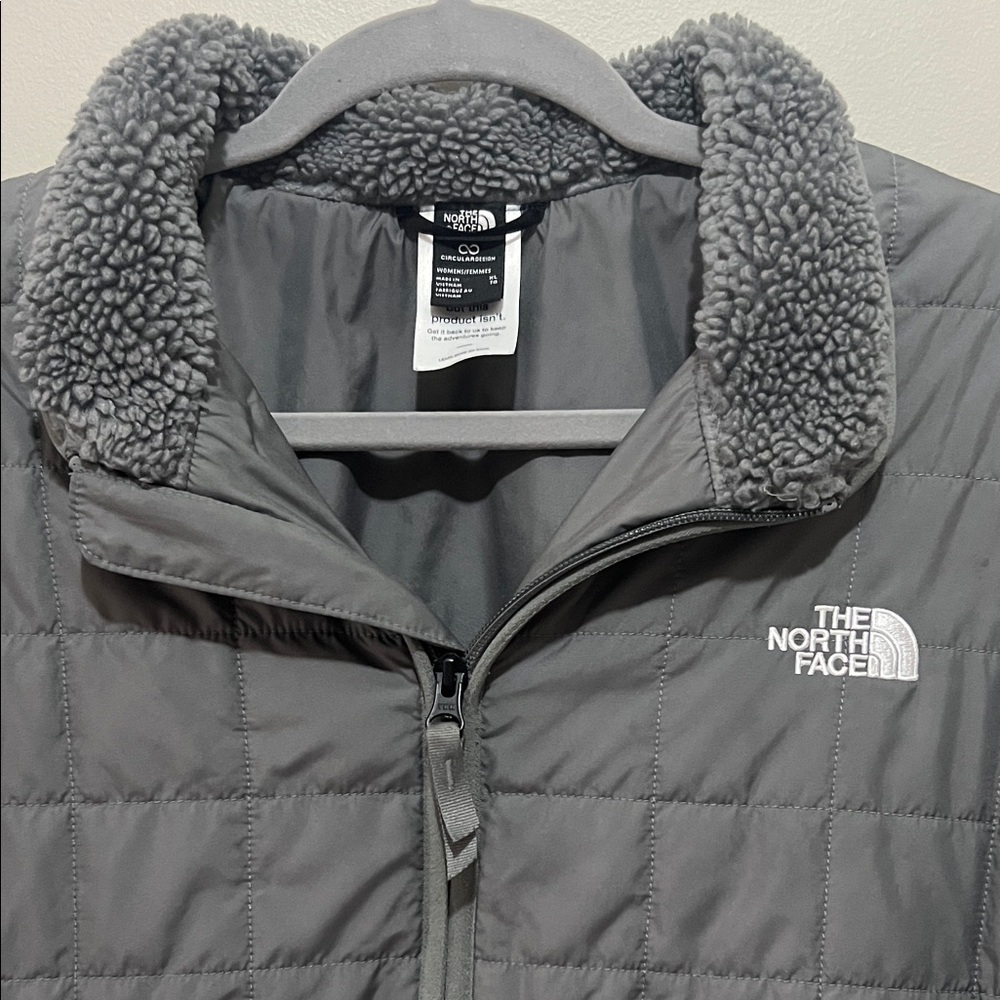 The North Face Women’s Junction Insulated Jacket - Picture 3 of 4
